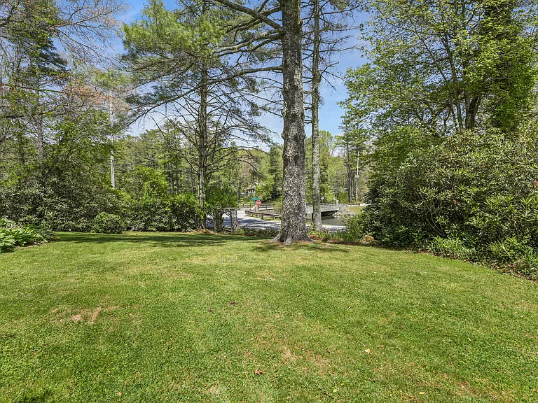 343 Cullasaja Dr #1 — Photo 43