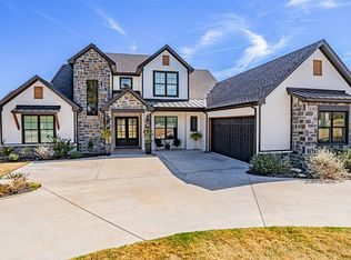 5611 Hondo Dr, Granbury, TX 76049