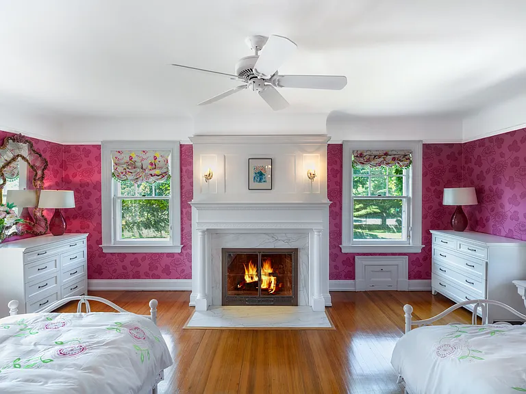 94 Quogue St — Photo 22
