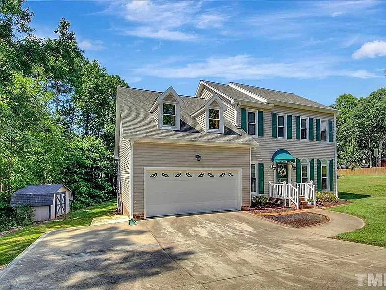 3209 Daingerfield Dr — Photo 15