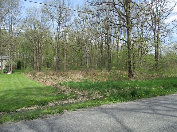 5th image of 5834 Downs Rd NW