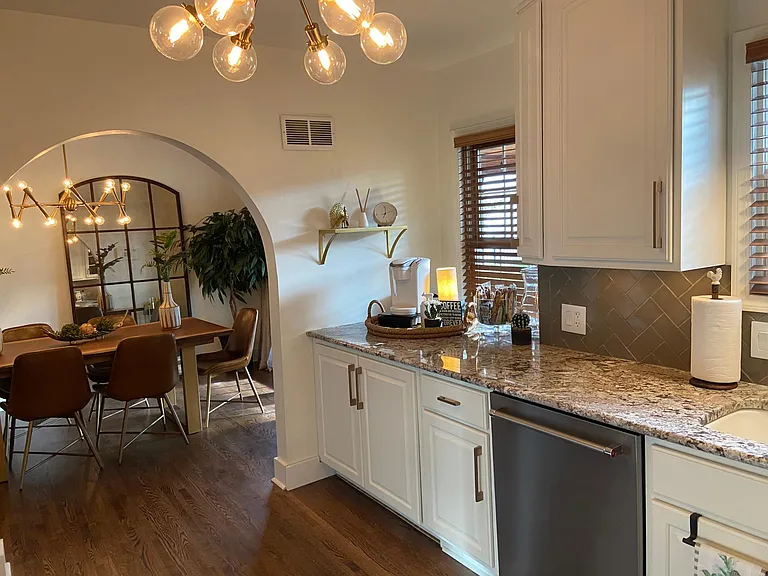 247 N Parkwood Ln — Photo 21