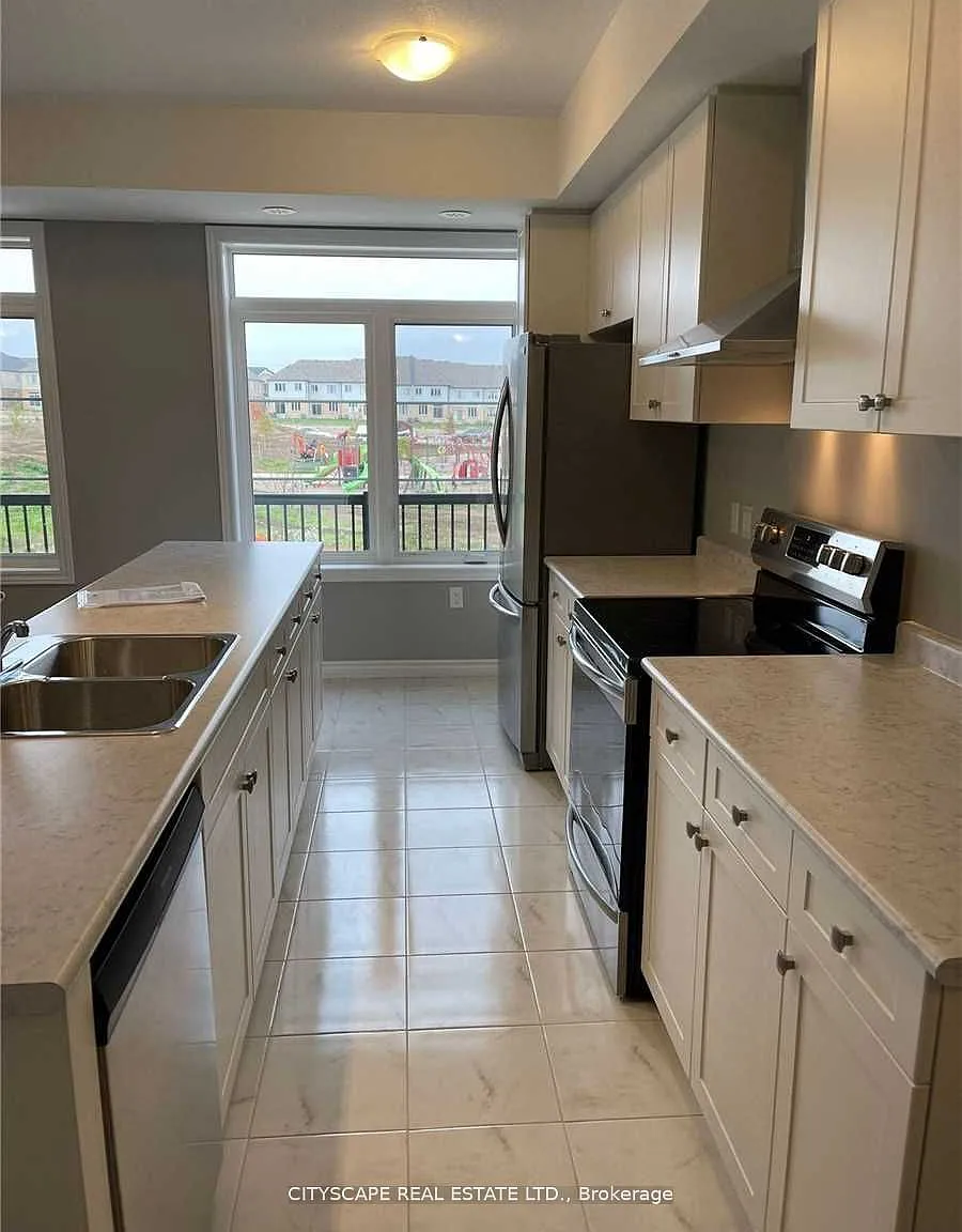 2 bed, $2,500 — Photo 4