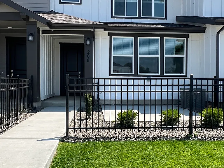 208 N Stratus Way — Photo 18