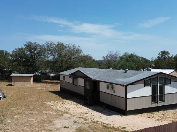 108 VILLA RIDGE DR, Poteet, TX 78065