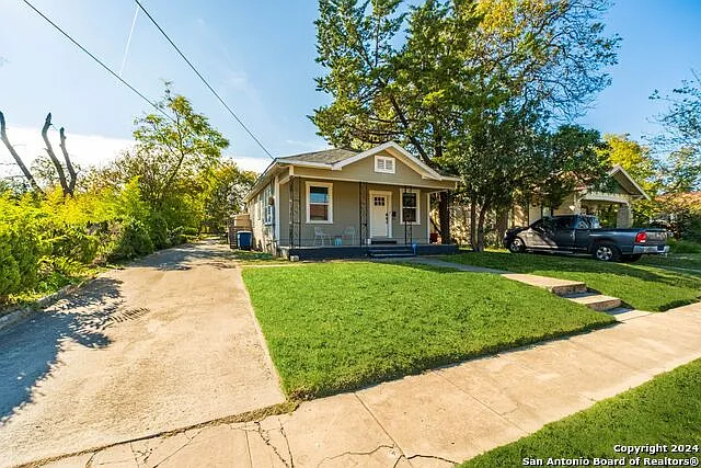 112 Harding Pl — Photo 2