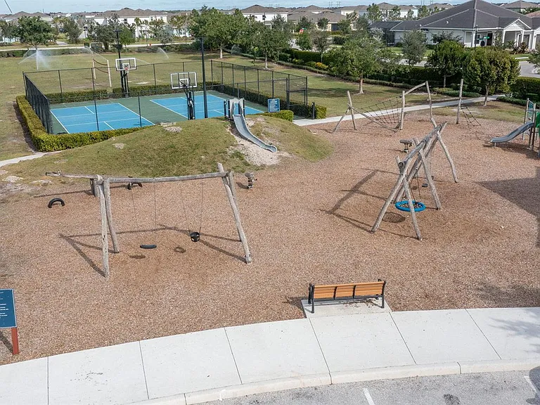 19546 Weathervane Way — Photo 44