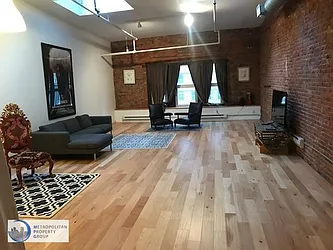 Rented by Metropolitan Property Group