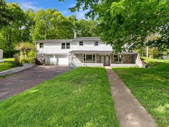 102 E Main St, Matthews, IN 46957