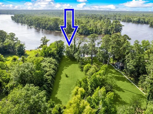 NULLA Deloaks Dr, Madisonville, LA 70447