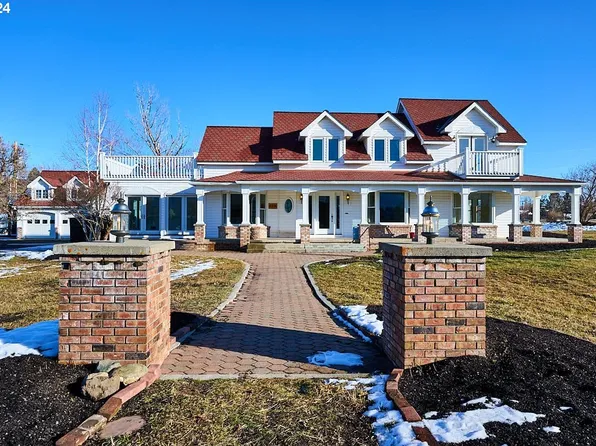208 S East St, Joseph, OR 97846