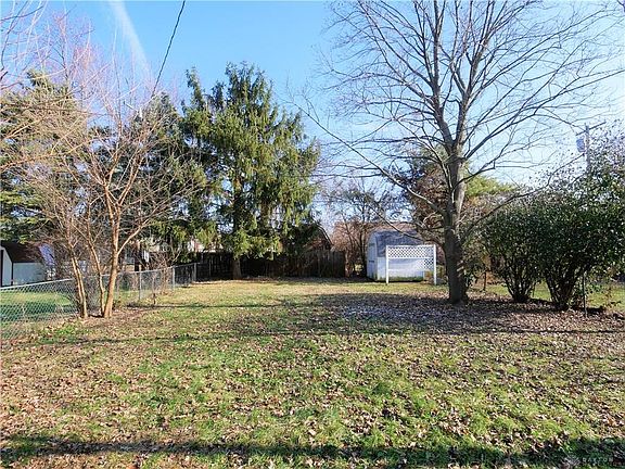 5th image of 1532 Rosemont Blvd