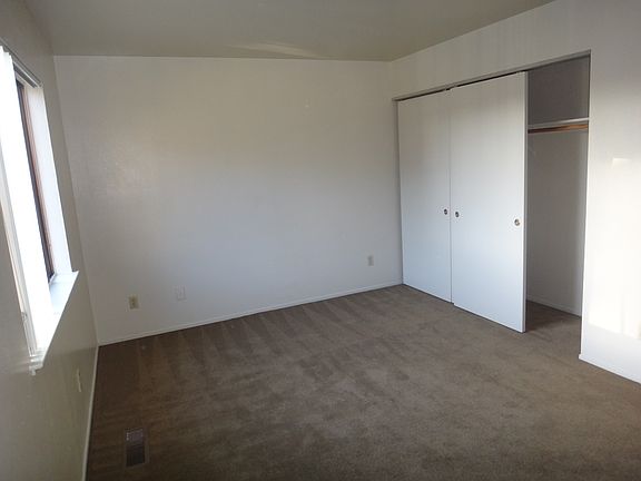 5th image of 1804 Sumner Ave #1804