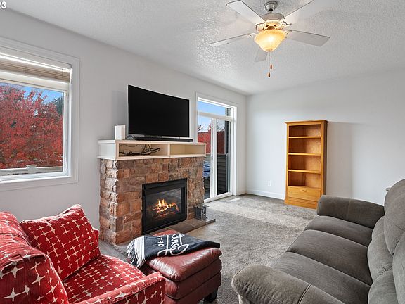 2nd image of 3509 NE 80th St