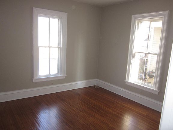 Bedroom (which has closet)
