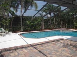 13703 Sun Ct, Tampa, FL 33624