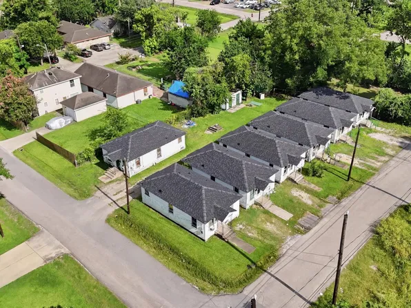 2222 Erastus St, Houston, TX 77020