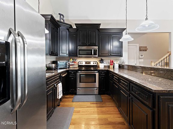 4th image of 101 Timber Lake Drive