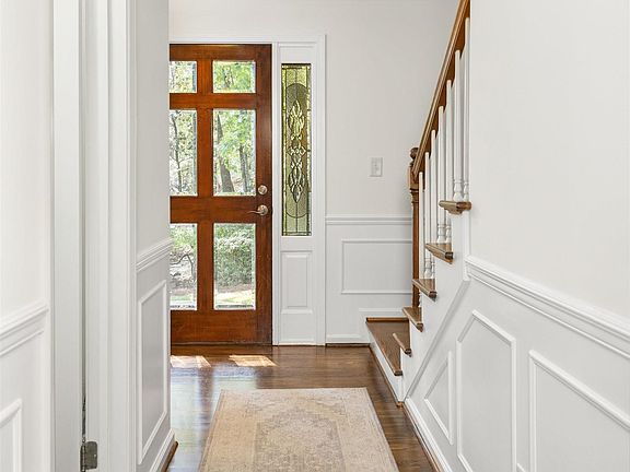 5th image of 2429 Highbluff Rd