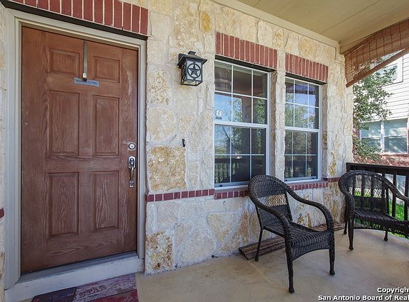 2nd image of 25530 Veining Way