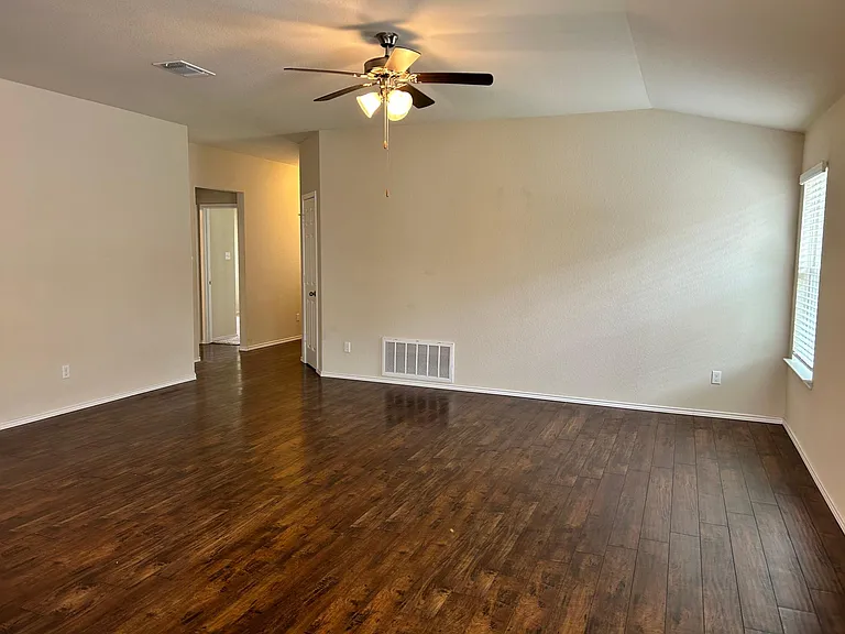 1309 Juneberry Park Dr — Photo 4