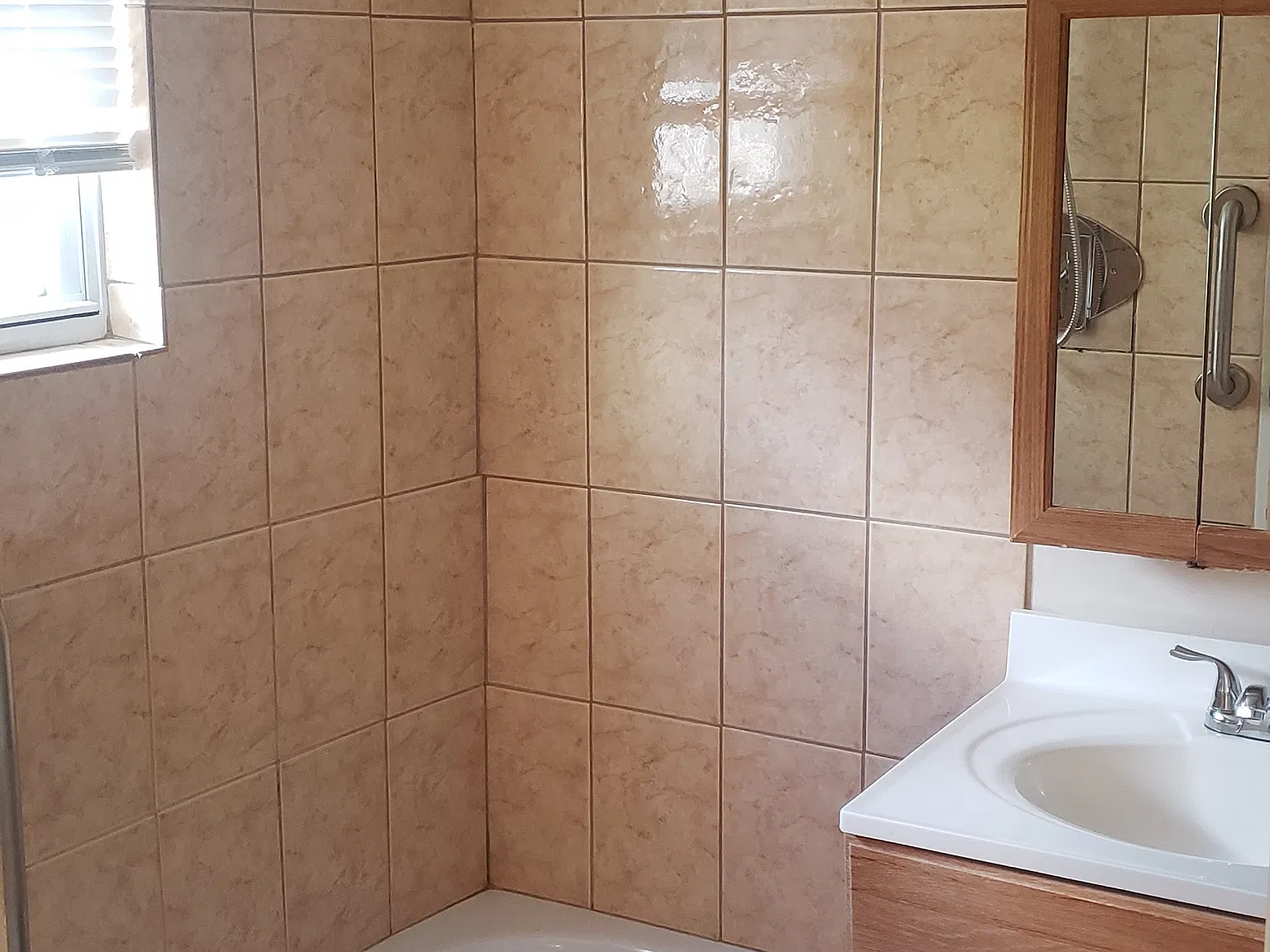 1 bed, 780 sqft, $1,700 — Photo 3