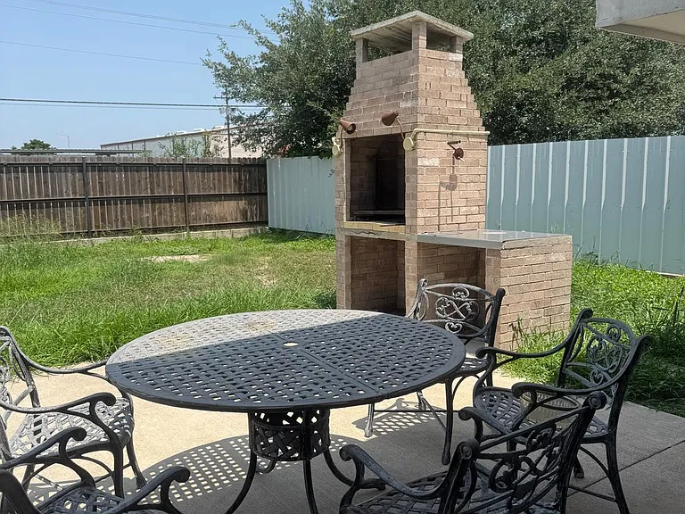 3403 Mockingbird Ave — Photo 12
