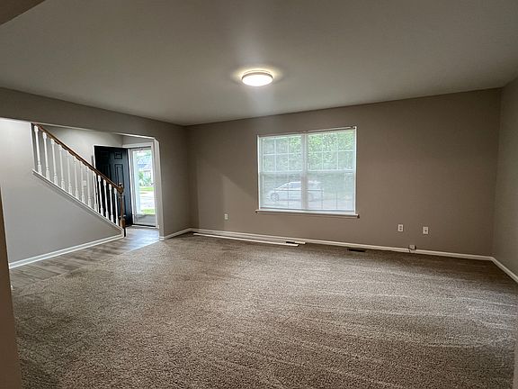 3rd image of 701 Jay St
