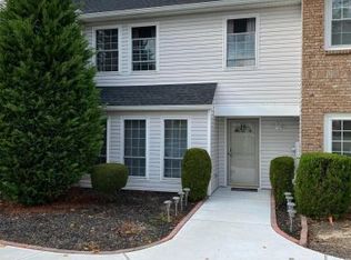 17 Bennington Pl, Morganville, NJ 07751