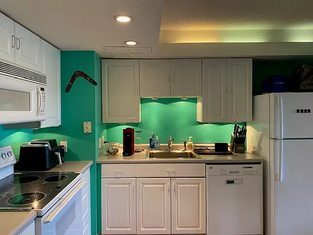 1731 Beacon St #711 — Photo 11