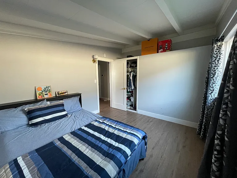 4771 Hazelwood Ave — Photo 14