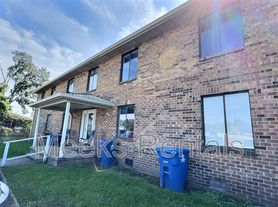 2211 Us Route 60