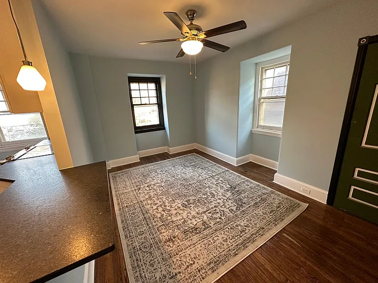 905 S 49th St #3 — Photo 5
