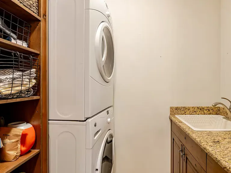 Laundry and mudroom on middle level