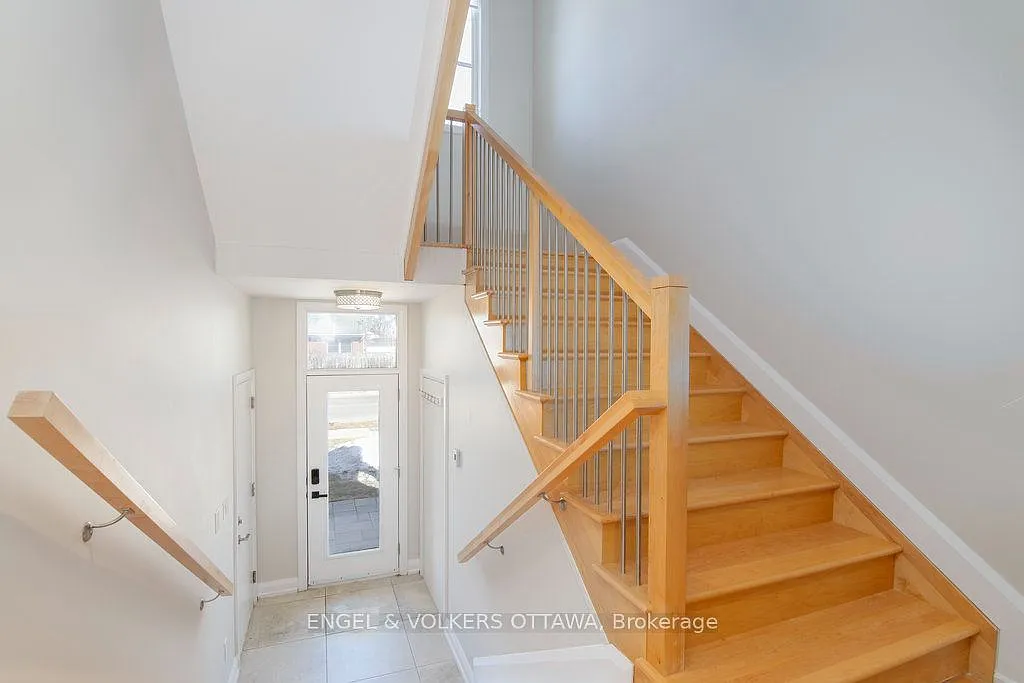 3 bed, $3,300 — Photo 4
