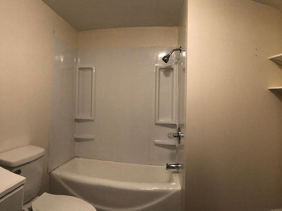 957 W Independence St Jackson MO Zillow