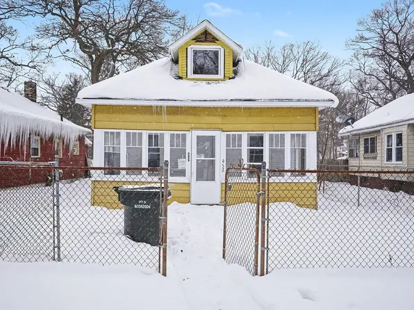 452 Leonard Ave, Muskegon, MI 49442