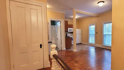 114 Elm St #B Photo 1 114 Elm St #B Photo 1