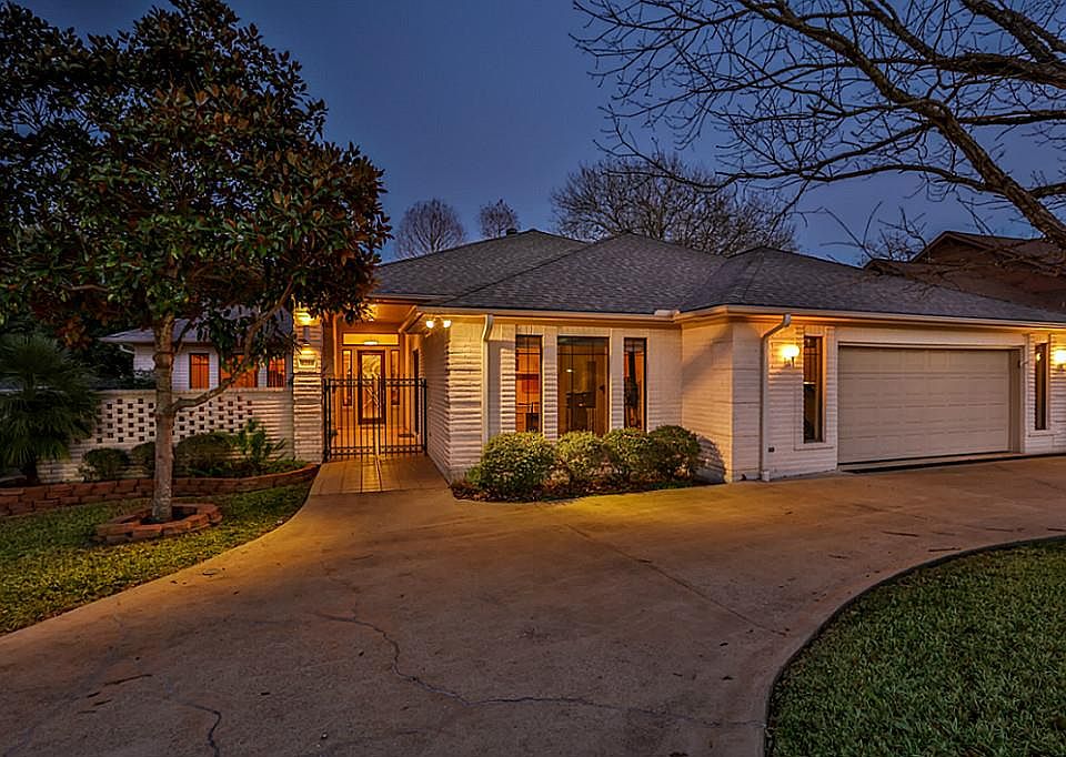 1st image of 1211 Longbranch Dr