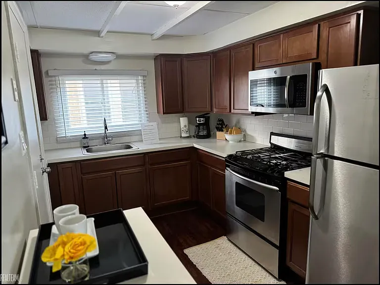 17215 Warrington Dr — Photo 12