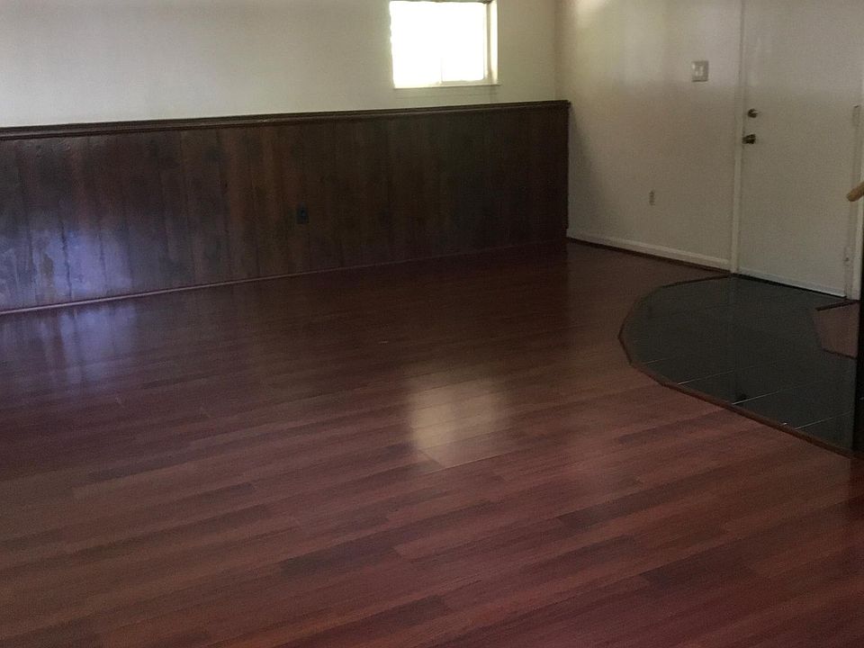 2nd image of 19081 McFarlin Dr