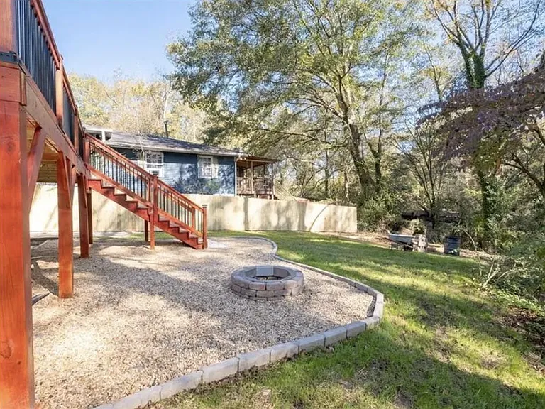 763 Center Hill Ave NW — Photo 33