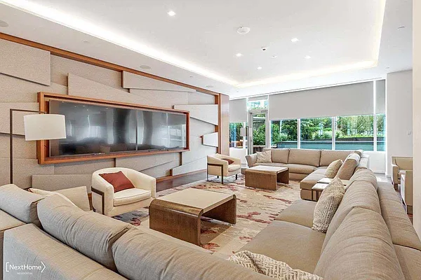 Rented by Lexington Real Estate Group | media 39