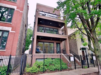 1817 W Iowa St #1, Chicago, IL, 60622