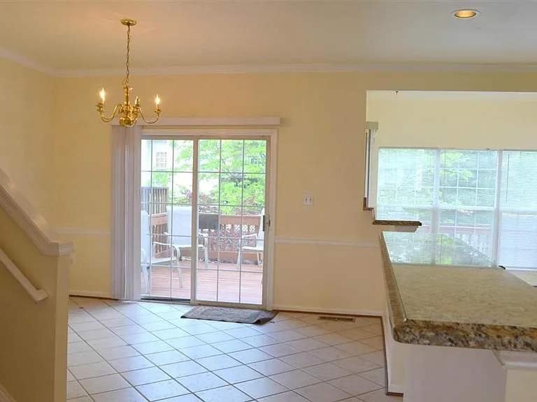 6863 Drifton Ct — Photo 14
