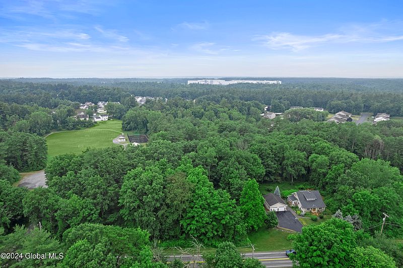 3rd image of 76 Canty Road