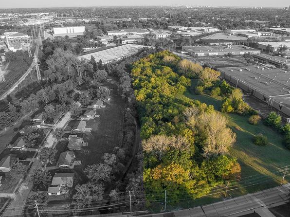 1290 Dielman Rd, Saint Louis, MO 63132