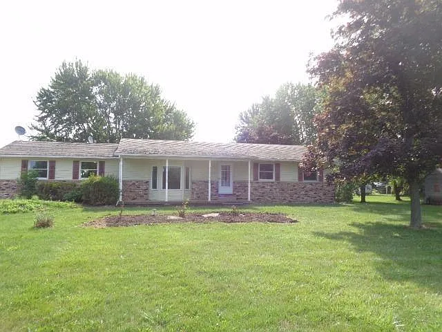17511 Briggs Rd photo 1