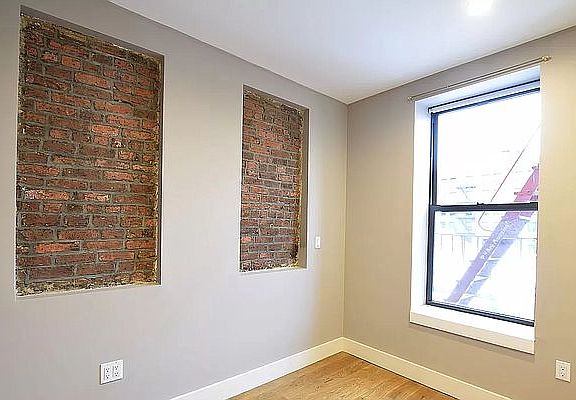 5th image of 437 Throop Ave #3B
