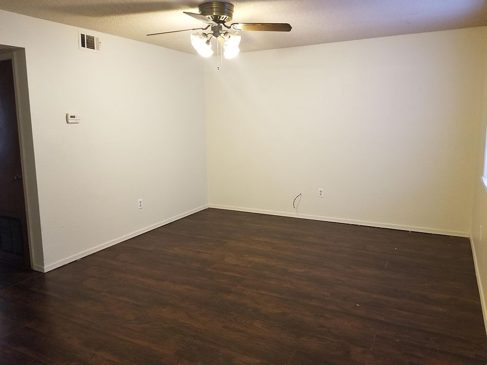 2nd image of 1000 S 17th St APT 1